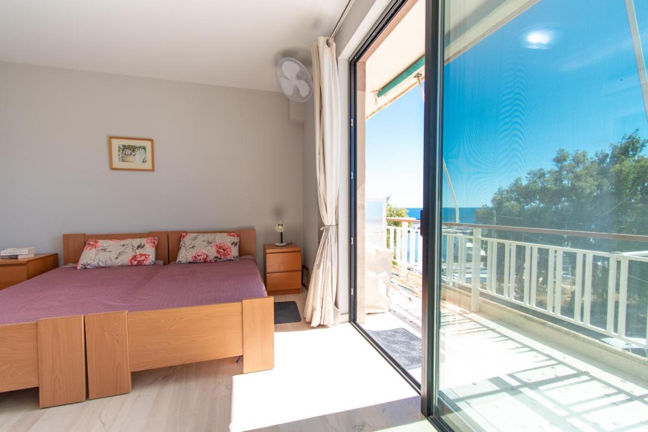 Lavish & Spacious Apt With Stunning Seaview, 10 Min Ath Airport Луца Экстерьер фото